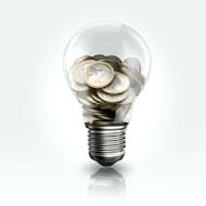 zarowka-pieniadze Jak oszczędzać prąd?