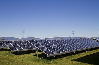 OZE odnawialne Źródła Energii baterie słońce